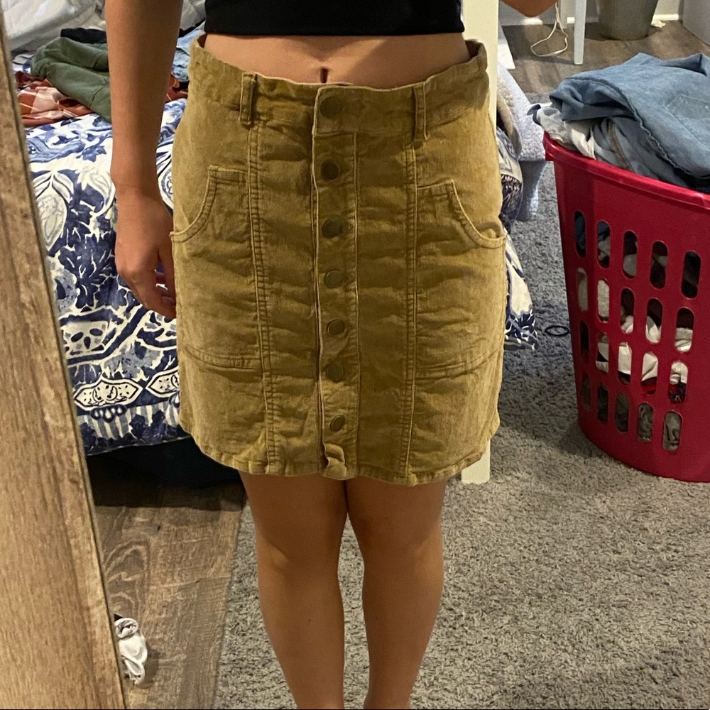 tan skirt